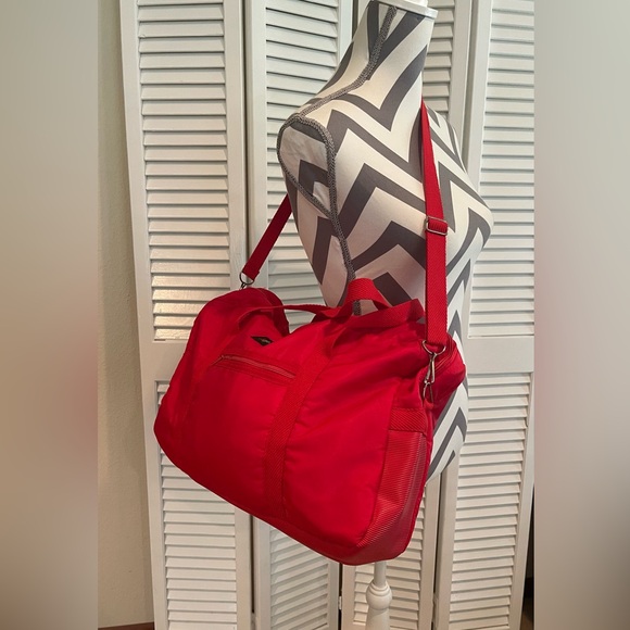 Vintage Crayons Bag Tote - Color Red - Picture 1 of 9